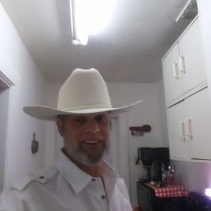 Meet your Posher, Frankie